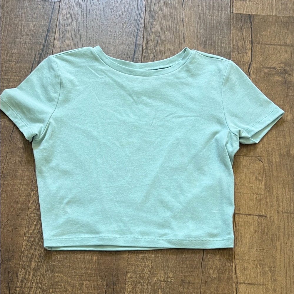 Wild Fable Light Green Short Sleeve Crop Top